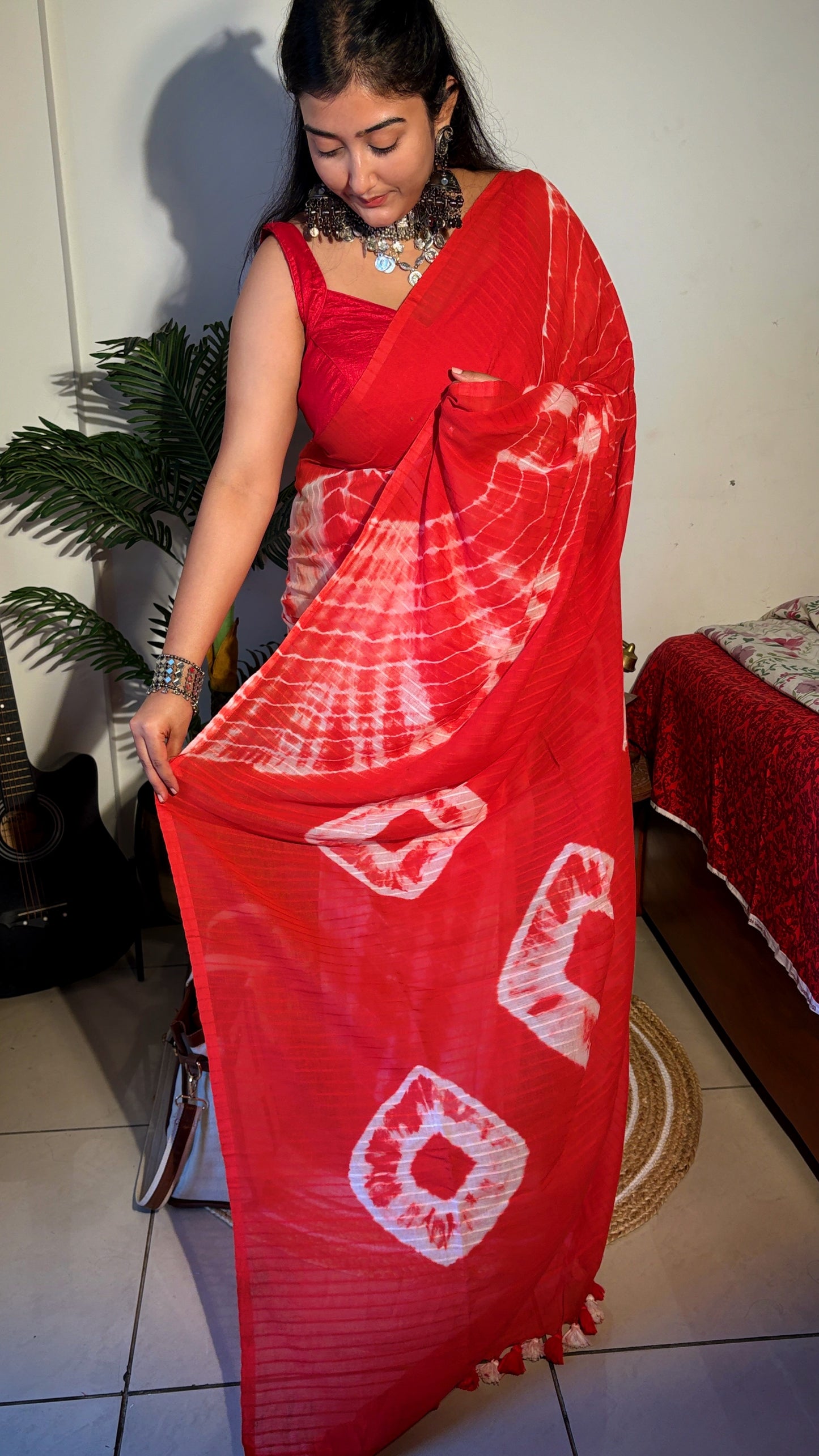 Handloom Mul cotton hand Bandhej Saree-Red