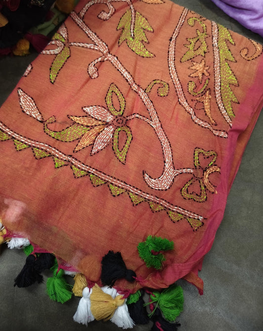 Handloom Mul cotton hand Kantha Stitch Saree- Dee peach